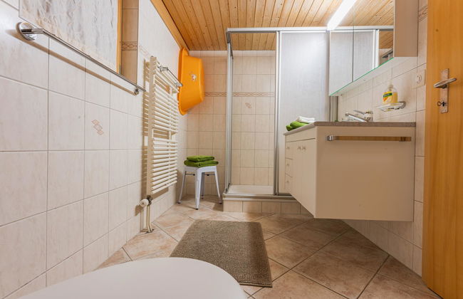 Apartamento de 2 quartos em Diemtigen com jardim - Foto 9