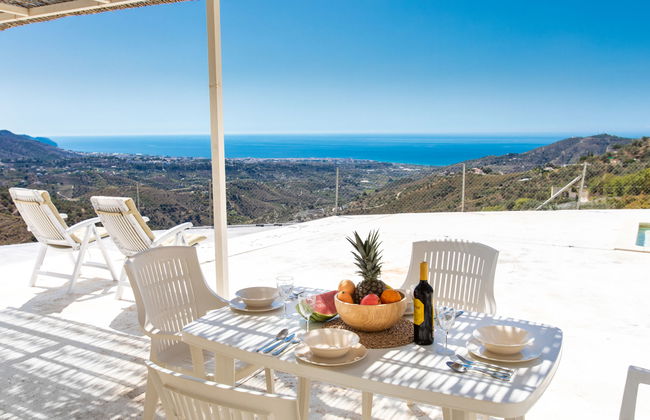 Las Vistas - Photo 31