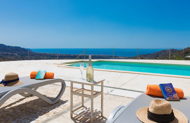 Las Vistas - Photo 19