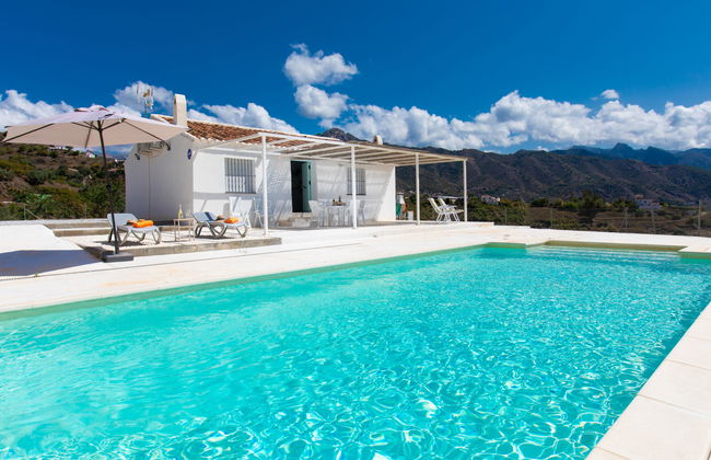 Las Vistas - Photo 37