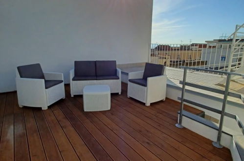 Foto 2 - Apartment mit 2 Schlafzimmern in Meta mit terrasse