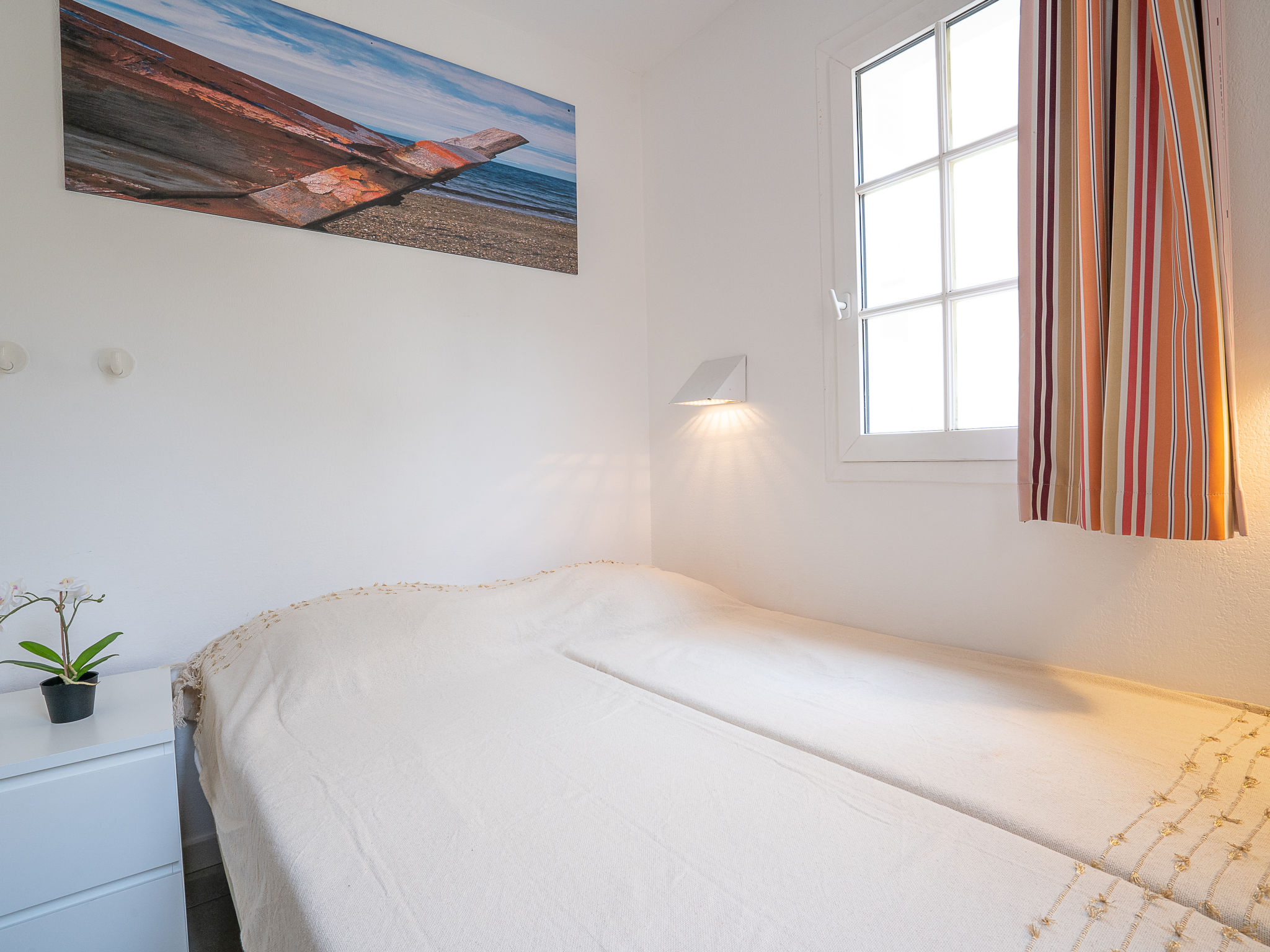 Foto 17 - Appartamento con 3 camere da letto a Saint-Raphaël con piscina e vista mare
