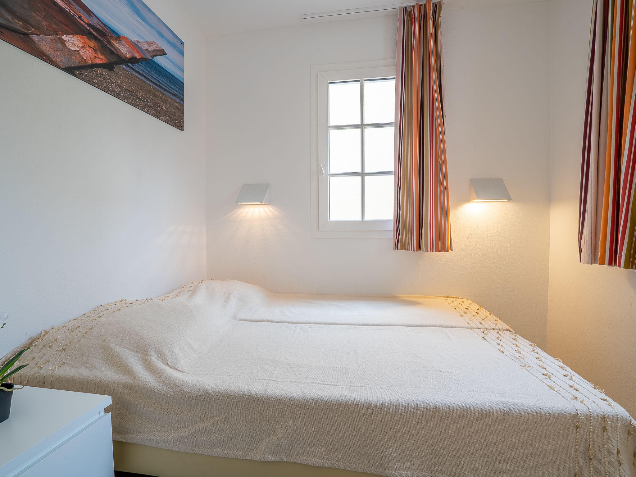 Foto 18 - Appartamento con 3 camere da letto a Saint-Raphaël con piscina e vista mare