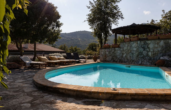 Casa de 4 quartos em Itri com piscina privada e jardim - Foto 24