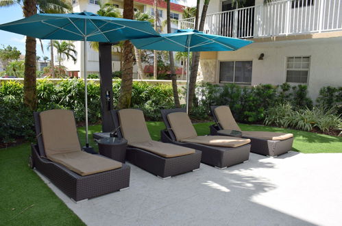 Photo 14 - Coral Reef Suites Key Biscayne Mia