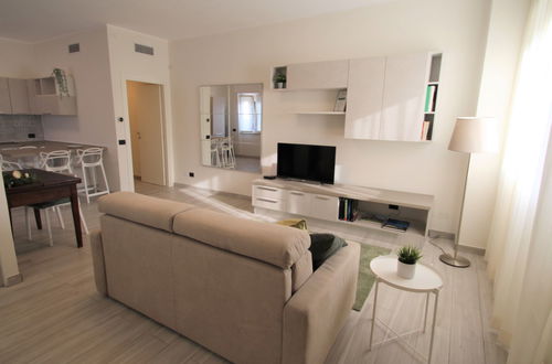 Foto 1 - Apartamento de 2 quartos em Paderno Dugnano com jardim