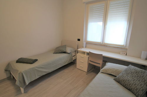 Foto 13 - Apartamento de 2 quartos em Paderno Dugnano com jardim