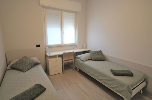 Foto 5 - Apartamento de 2 quartos em Paderno Dugnano com jardim