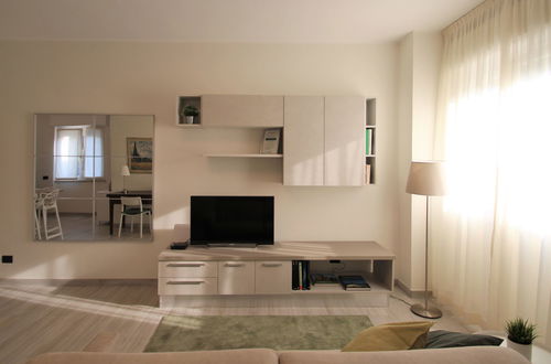 Foto 3 - Apartamento de 2 quartos em Paderno Dugnano com jardim