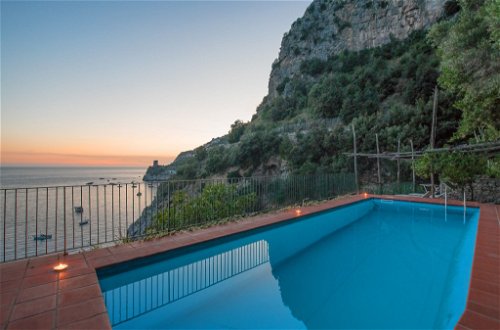 Foto 2 - Casa de 3 quartos em Furore com piscina e vistas do mar