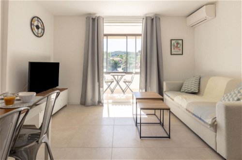 Foto 2 - Apartamento de 1 quarto em La Croix-Valmer com vistas do mar