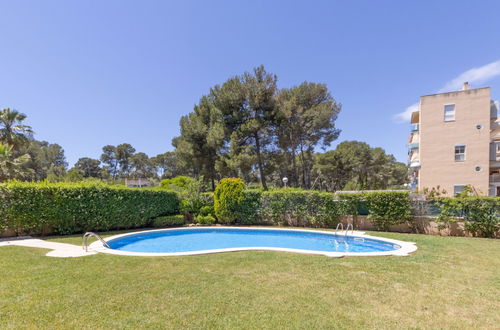 Foto 1 - Appartamento con 2 camere da letto a Salou con piscina e giardino