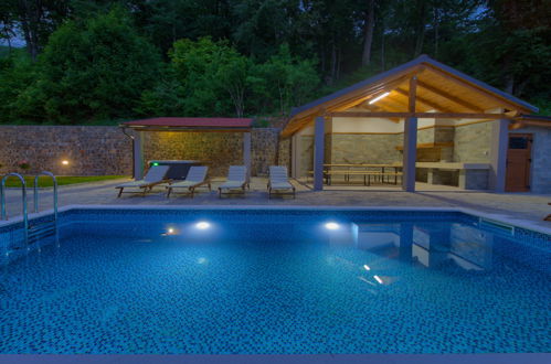 Foto 47 - Casa con 6 camere da letto a Senj con piscina privata e vista mare