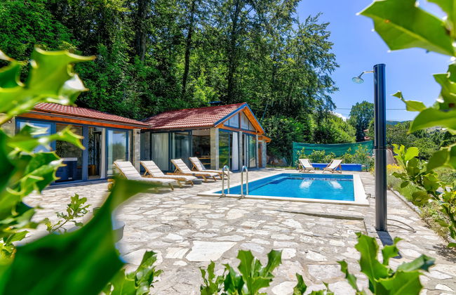 Casa de 7 quartos em Senj com piscina privada e jardim - Foto 11