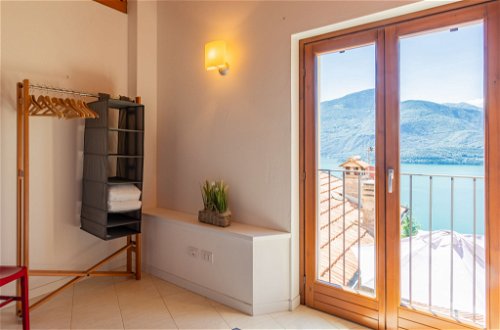 Foto 14 - Apartment mit 3 Schlafzimmern in Gravedona ed Uniti mit terrasse und blick auf die berge