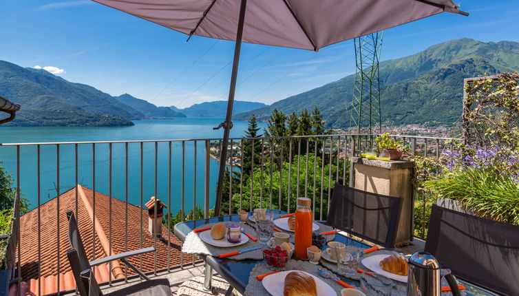 Foto 1 - Apartamento de 3 quartos em Gravedona ed Uniti com terraço e vista para a montanha