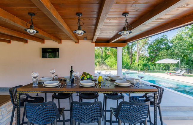 Casa de 5 quartos em Buje com piscina privada e jardim - Foto 11