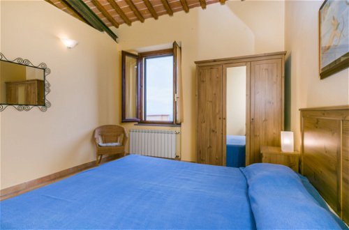 Photo 15 - 1 bedroom Apartment in Lamporecchio with swimming pool and terrace