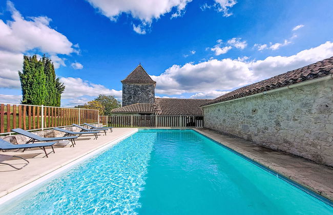 Casa de 3 quartos em Dondas com piscina e jardim - Foto 2