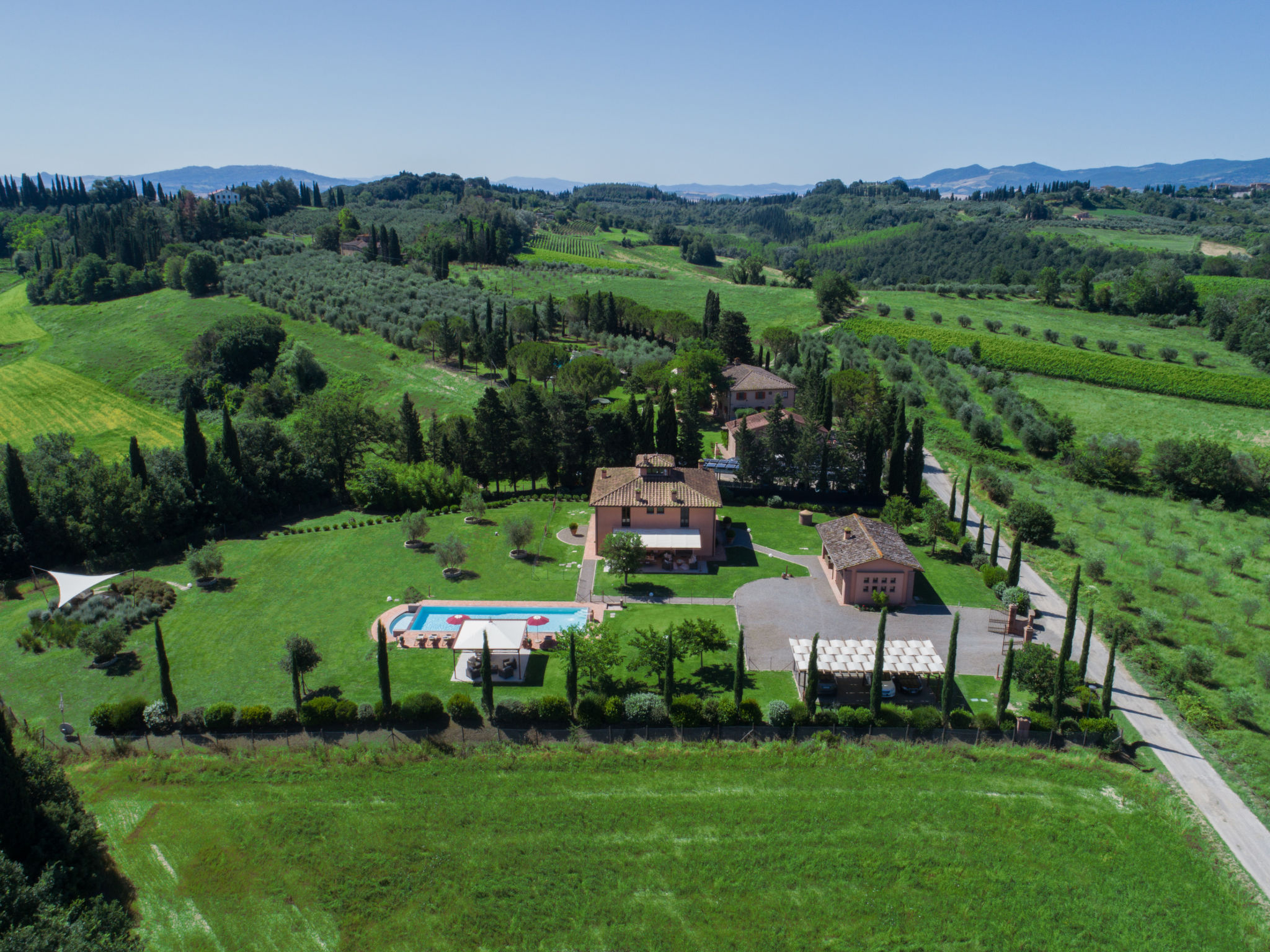 Foto 1 - Casa de 4 habitaciones en Peccioli con piscina privada y jardín