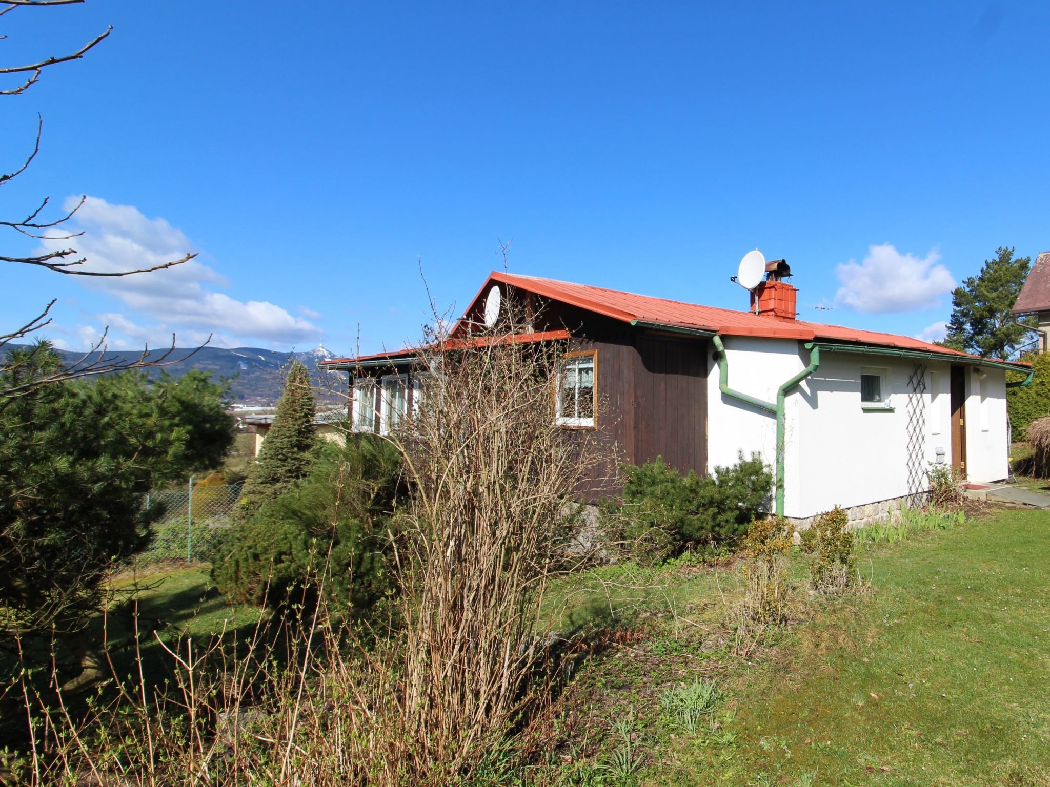 Foto 1 - Haus mit 2 Schlafzimmern in Liberec mit garten