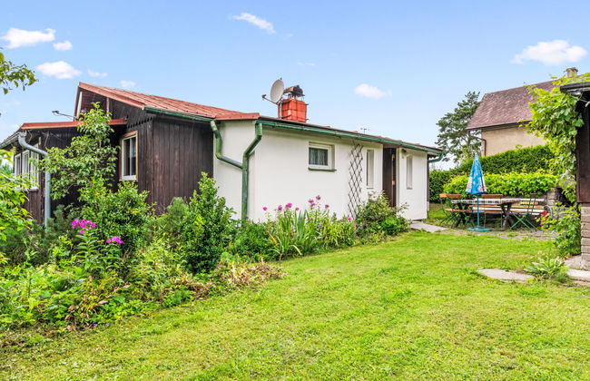 Casa de 2 quartos em Liberec com jardim - Foto 1