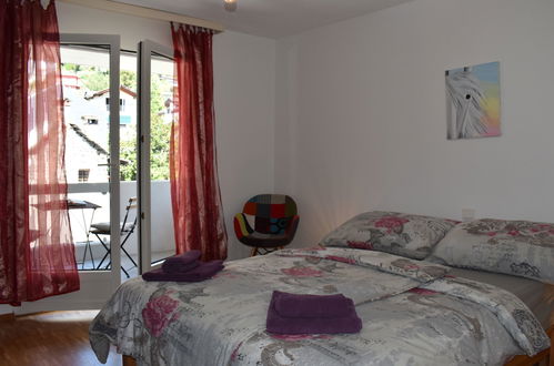 Photo 3 - 2 bedroom Apartment in Minusio with garden and mountain view