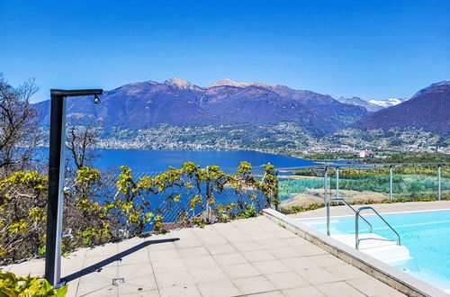 Foto 25 - Appartamento con 2 camere da letto a Gambarogno con piscina e giardino