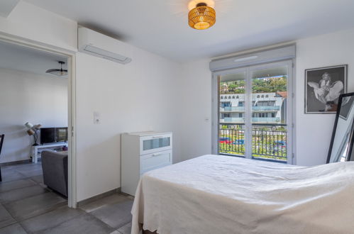 Foto 10 - Appartamento con 1 camera da letto a Bormes-les-Mimosas con piscina e vista mare