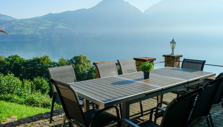 Foto 1 - Appartamento con 5 camere da letto a Spiez con giardino e sauna