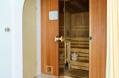 Foto 15 - Apartamento de 5 quartos em Spiez com jardim e sauna