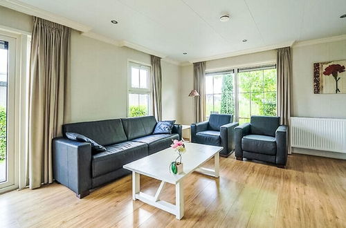 Photo 5 - 2 bedroom House in Dordrecht with swimming pool and terrace