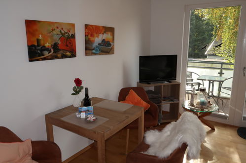 Photo 3 - 1 bedroom Apartment in Warwerort with garden and sea view
