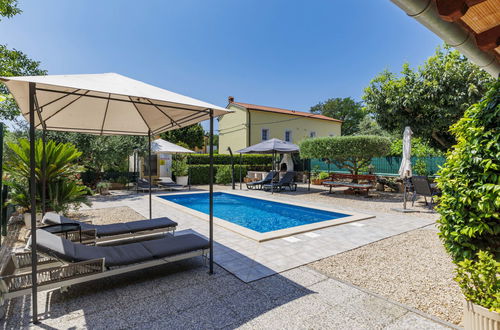 Foto 6 - Casa de 3 quartos em Brtonigla com piscina privada e jardim