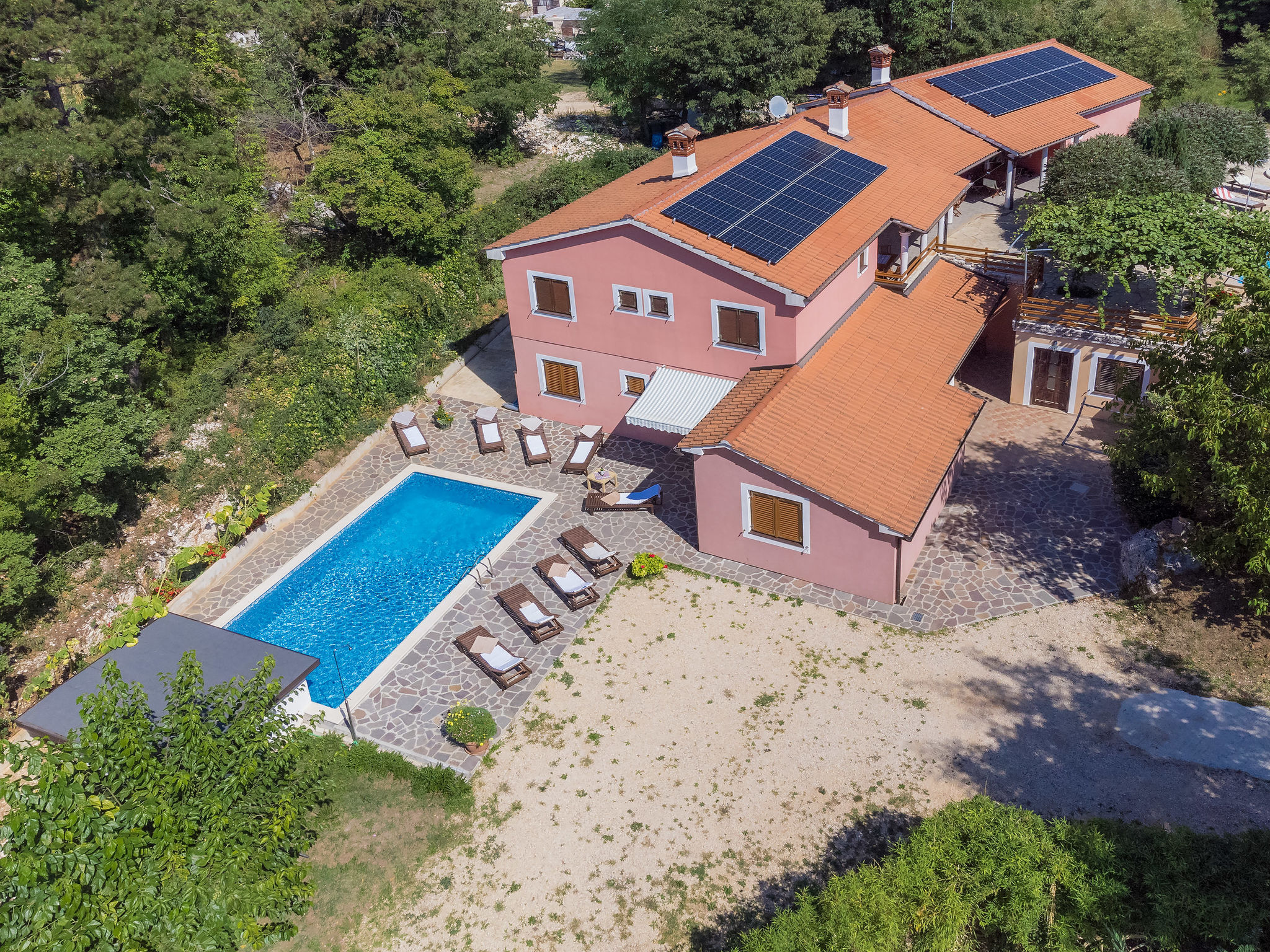 Foto 28 - Apartamento de 4 habitaciones en Žminj con piscina privada y vistas al mar