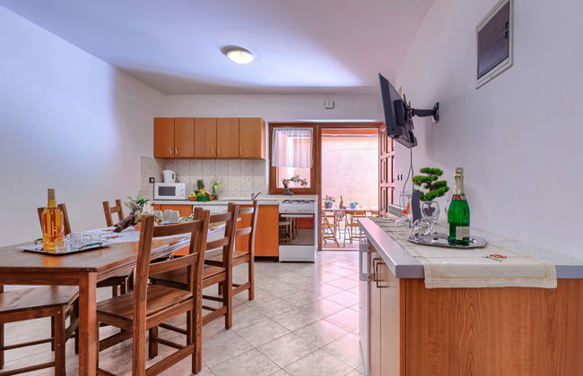 Apartamento de 7 quartos em Žminj com piscina privada e jardim - Foto 26