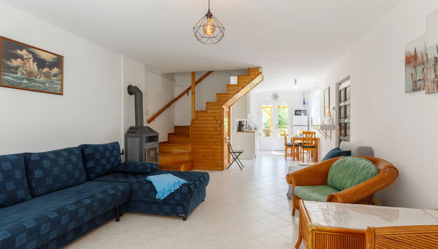 Maison de 2 chambres à Balatonkenese avec jardin et terrasse - Photo 4