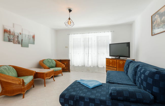 Casa de 2 quartos em Balatonkenese com jardim e terraço - Foto 9