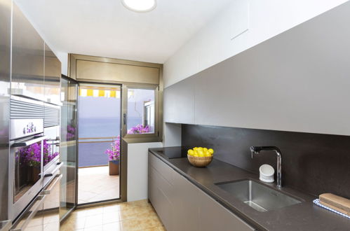 Foto 9 - Apartamento de 3 quartos em Salou com terraço e vistas do mar