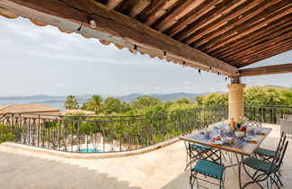 Photo 2 - Maison de 3 chambres à Roquebrune-sur-Argens avec piscine privée et jardin