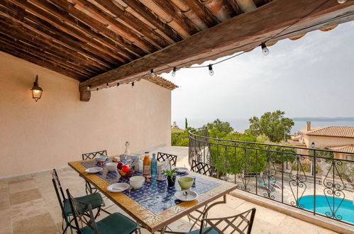 Foto 17 - Casa de 3 habitaciones en Roquebrune-sur-Argens con piscina privada y vistas al mar