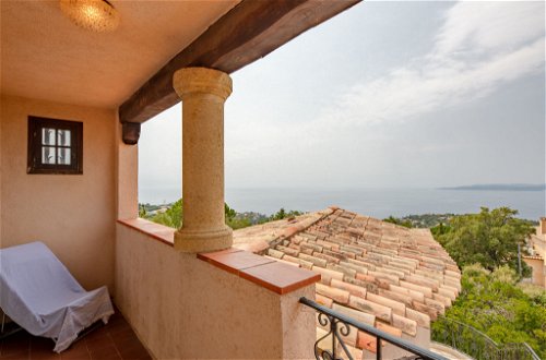 Foto 16 - Casa de 3 habitaciones en Roquebrune-sur-Argens con piscina privada y vistas al mar