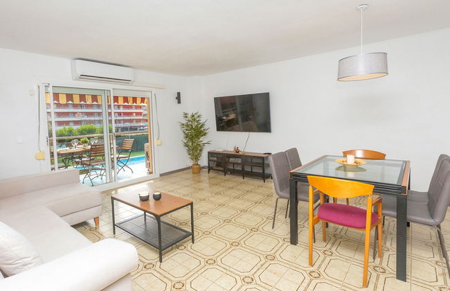 Apartamento de 4 quartos em Santa Susanna com piscina e jardim - Foto 6