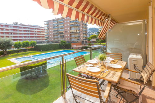 Photo 18 - 3 bedroom Apartment in Santa Susanna with swimming pool and garden