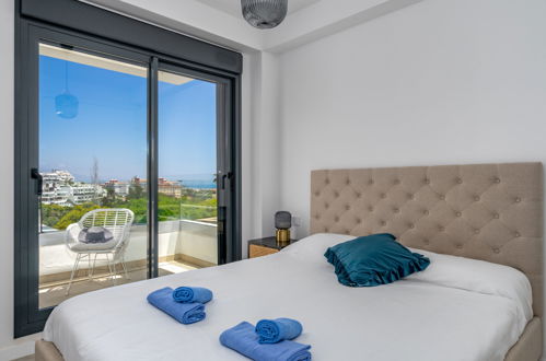Foto 12 - Appartamento con 3 camere da letto a Estepona con piscina e vista mare