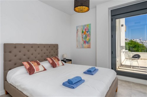 Foto 10 - Appartamento con 3 camere da letto a Estepona con piscina e vista mare