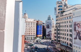 Photo 1 - Soho Boutique Hoy No Me Puedo Levantar