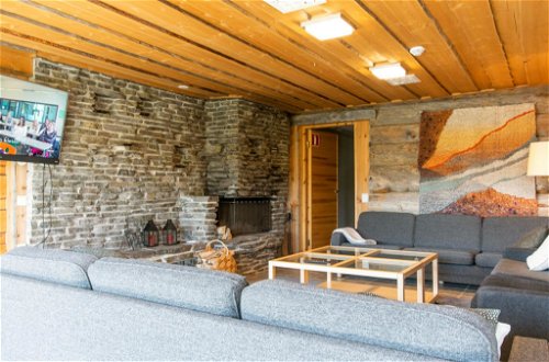Foto 11 - Casa de 4 habitaciones en Inari con sauna y vistas a la montaña