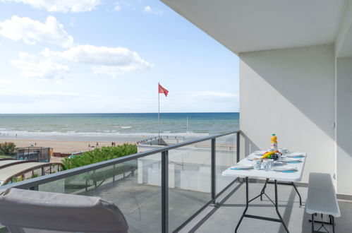 Photo 1 - 2 bedroom Apartment in Varaville with sea view