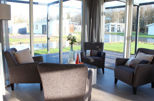 Foto 4 - Casa de 5 habitaciones en Hellevoetsluis con terraza y vistas al mar